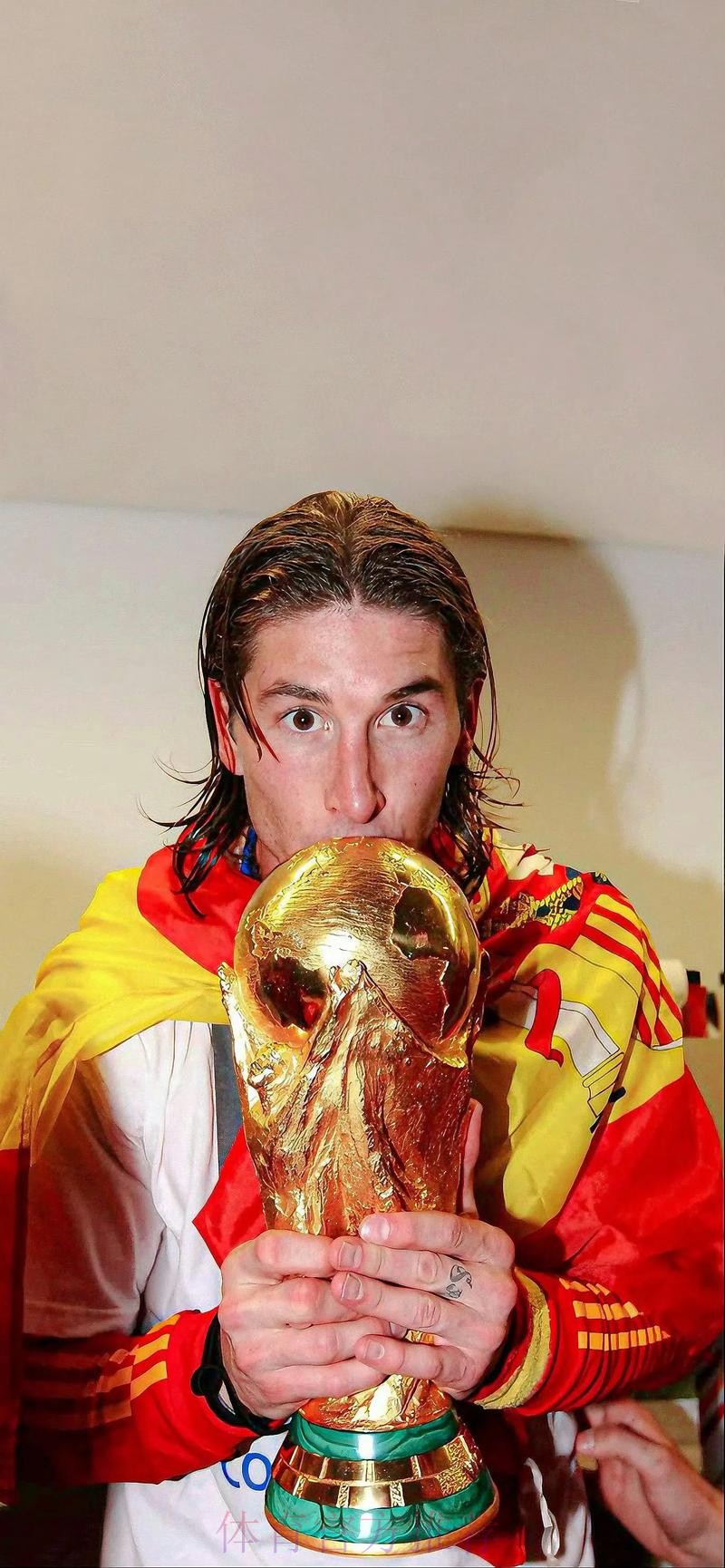 拉莫斯在皇马历史出场数排行榜上并列排名第四